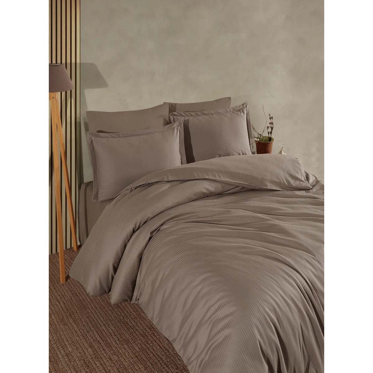 Manamo Prime Stripe Bed Linnen Set  Saten Mocha Double200x220+50x70 cm(2)+240x260 cm